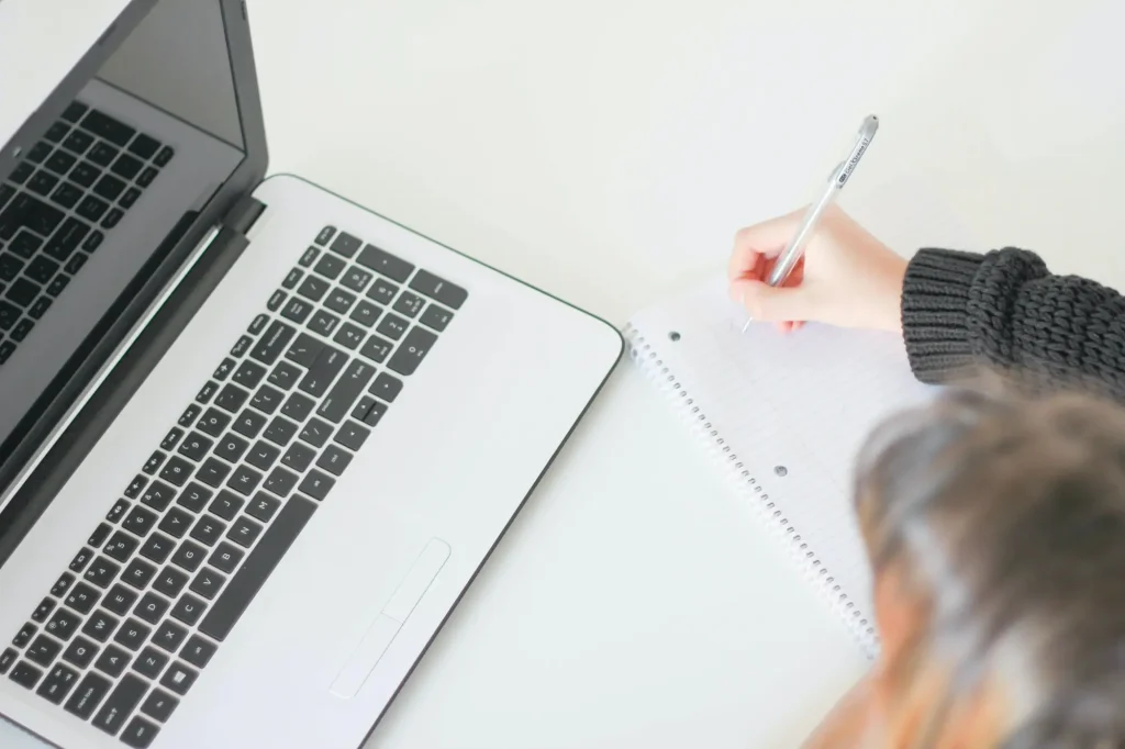 Blogger and SEO professional using keyword density checker